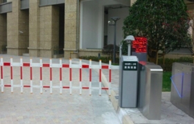 融汇地产停车场工程